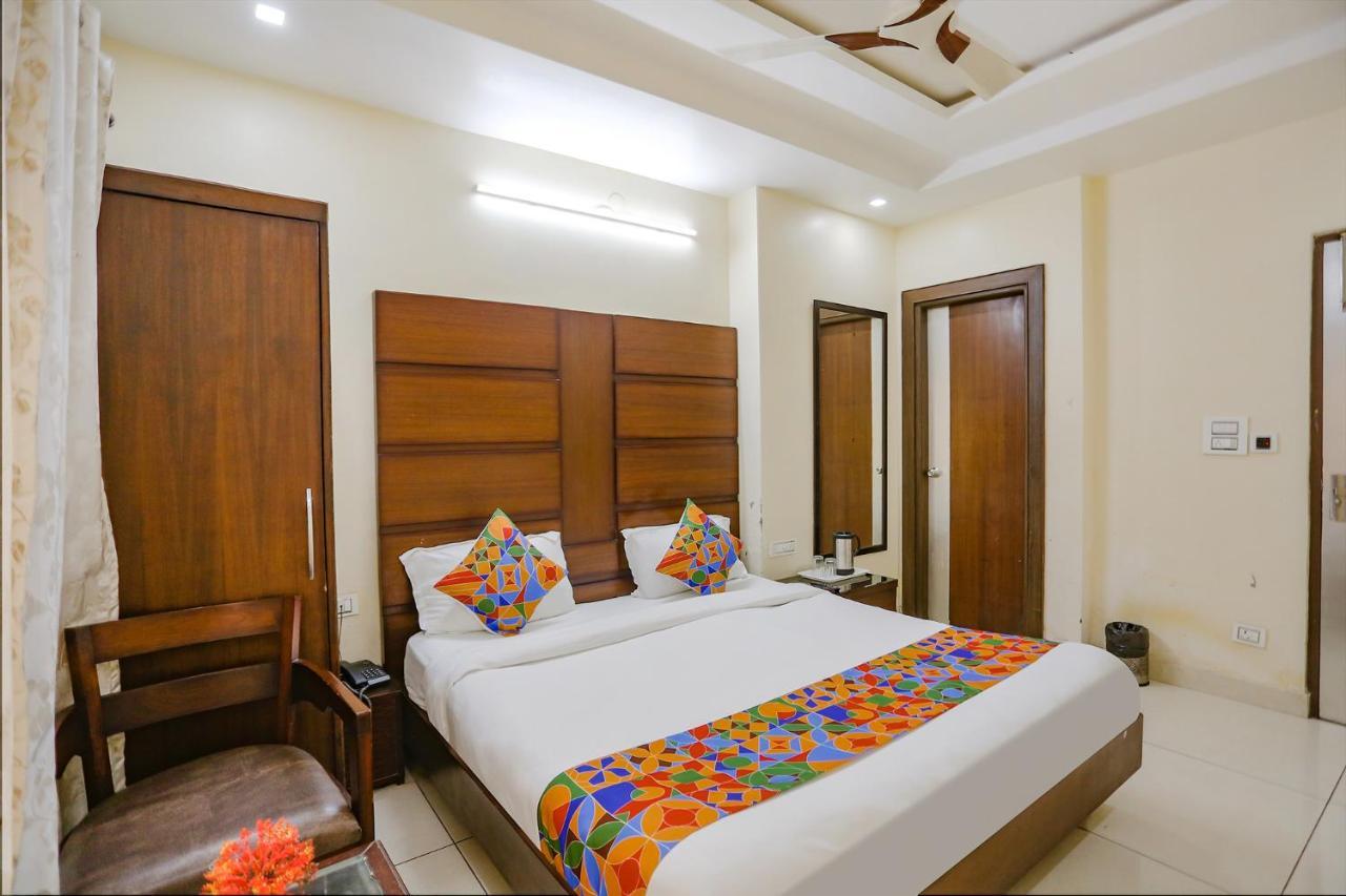 Fabhotel Winter Line Inn Массури Экстерьер фото